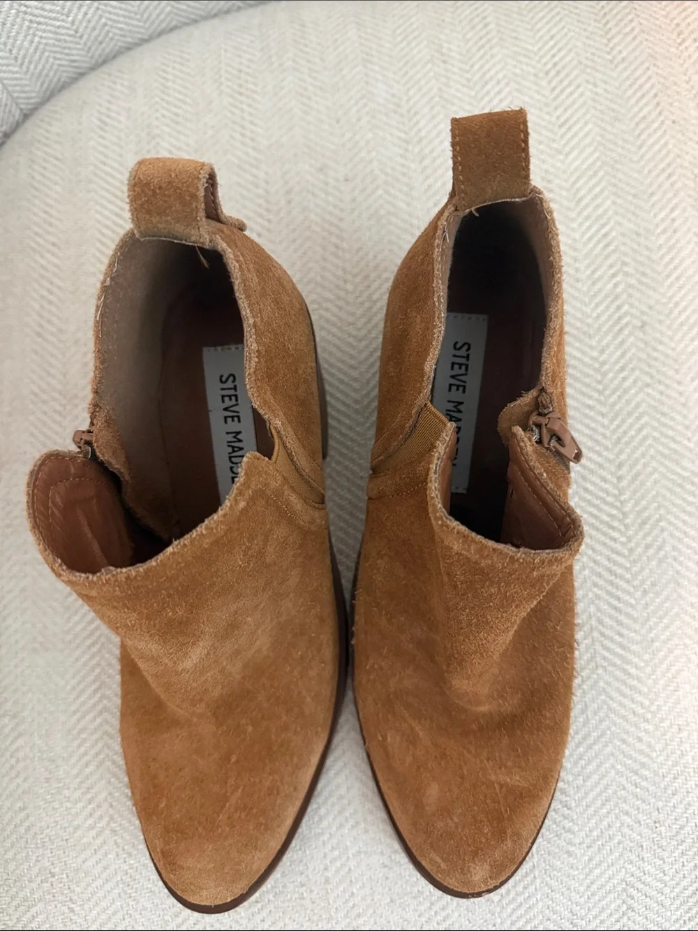 Steve Madden Rader suede booties 5.5